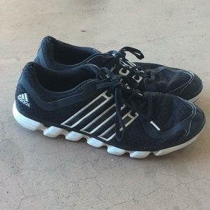 Women’s Adidas Black Tennis Shoes Sz 9.5